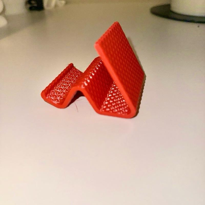 3D Printed iPhone Holder Stand